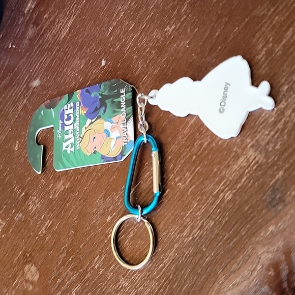 NWT! Alice in wonderland keychain - Picture 2 of 2
